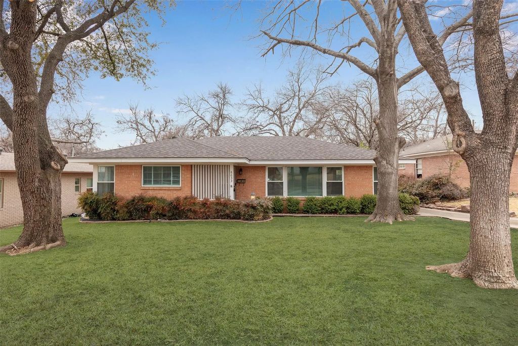 8633 Westglen, Dallas