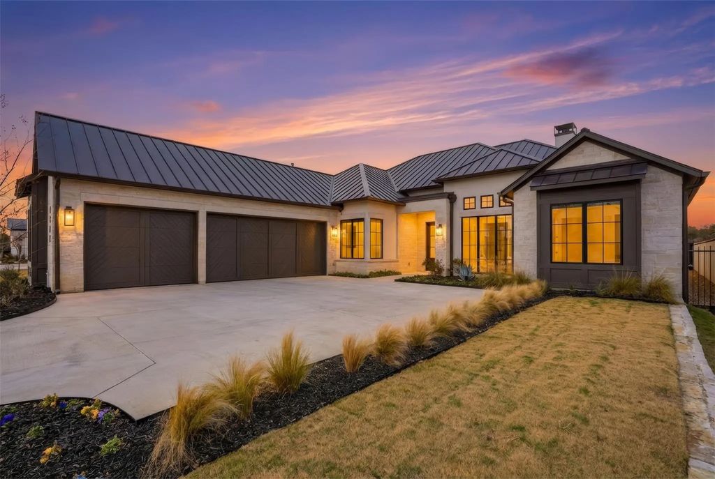 9608 Saint Michel Lane, Fort Worth
