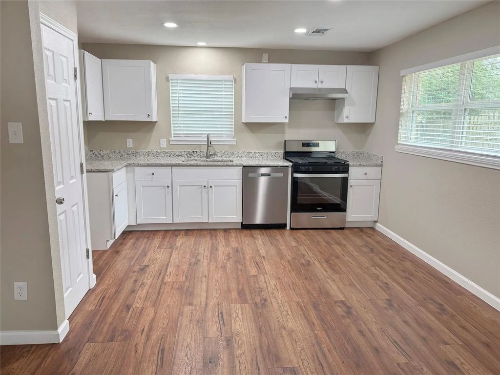7428 Beckwood Drive, Fort Worth