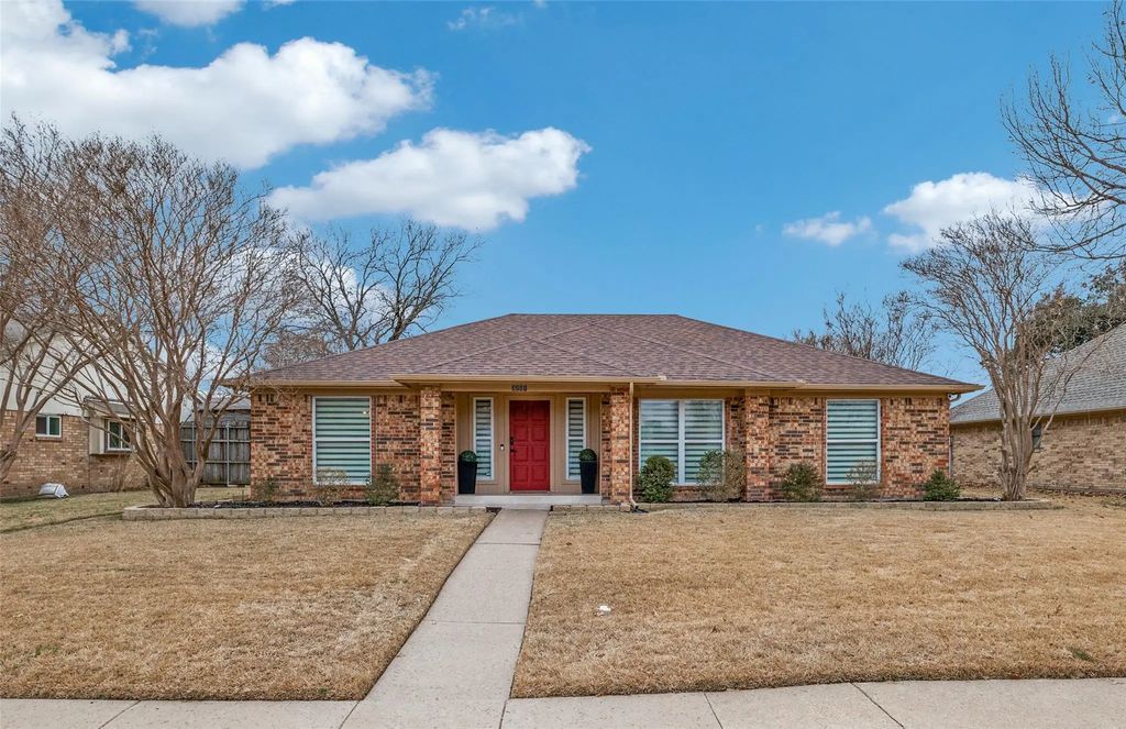 3201 Kingswood Drive, Garland