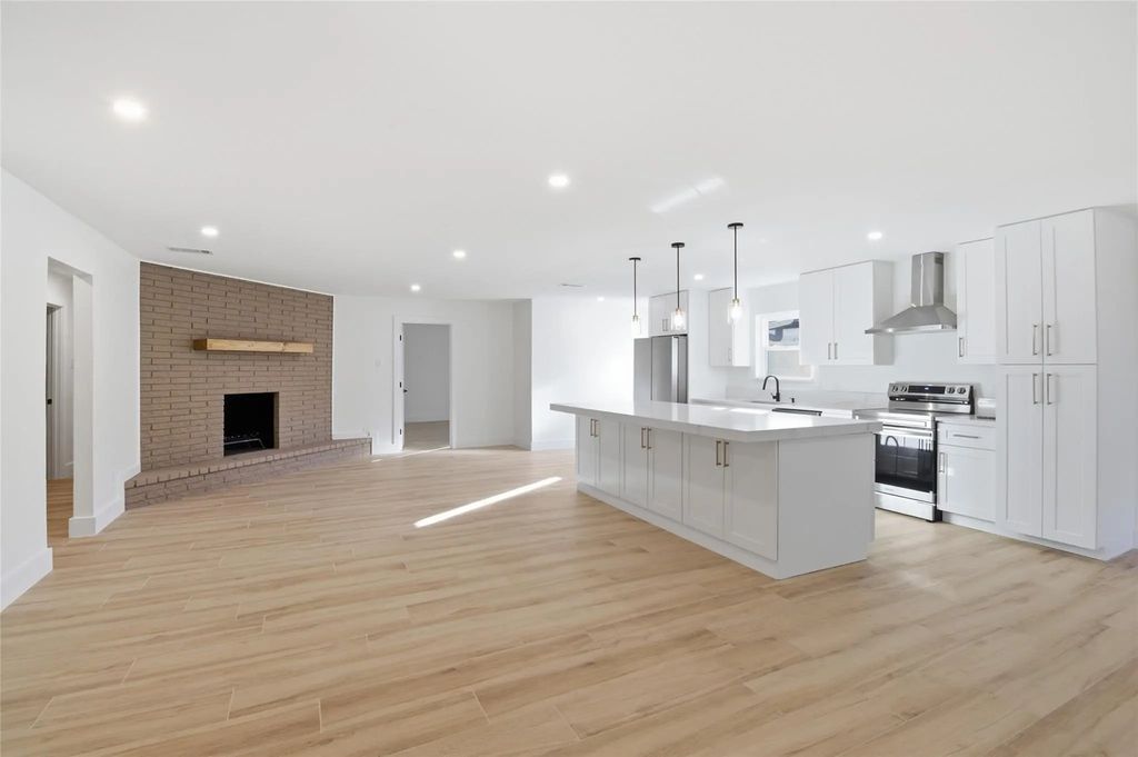 7076 Briarmeadow Drive, Dallas