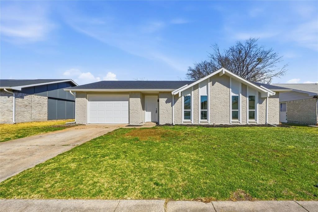 514 Country Lane, Grand Prairie