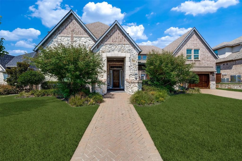 4540 Honeyvine Lane, Prosper