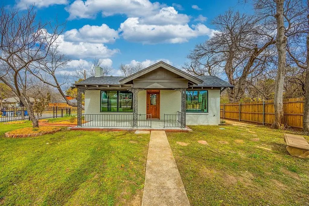 624 N Vernon Avenue, Dallas
