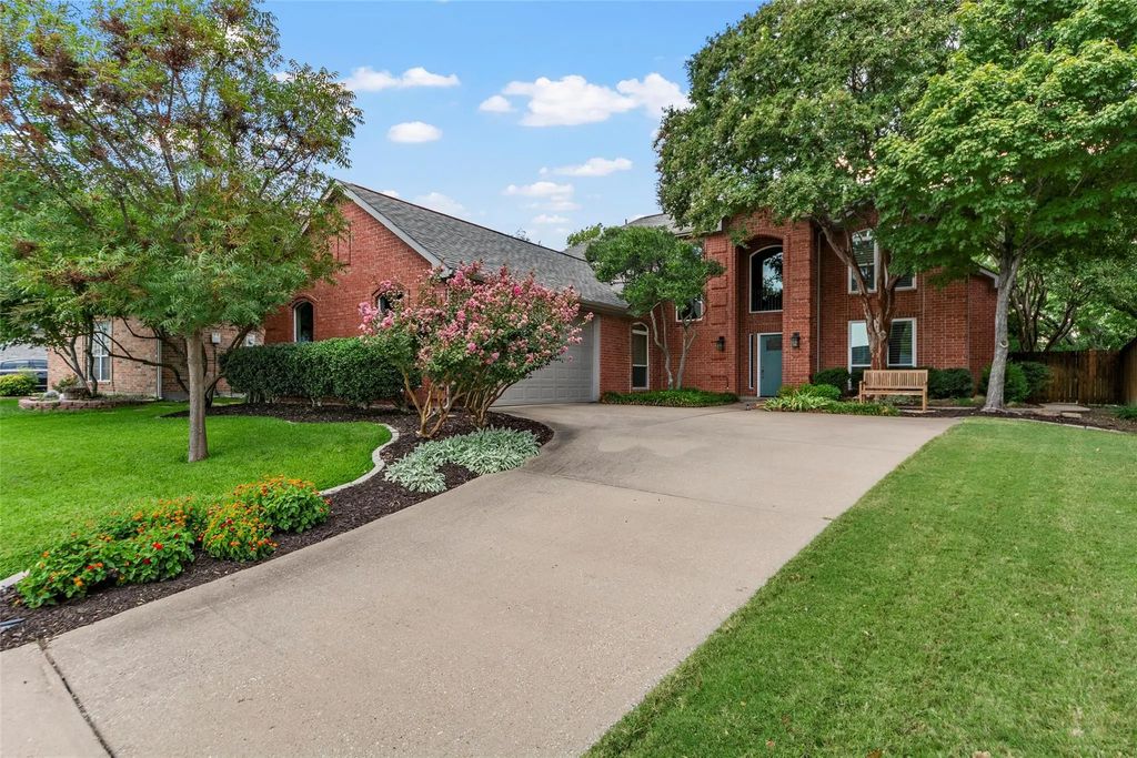 807 Rockcrossing Lane, Allen