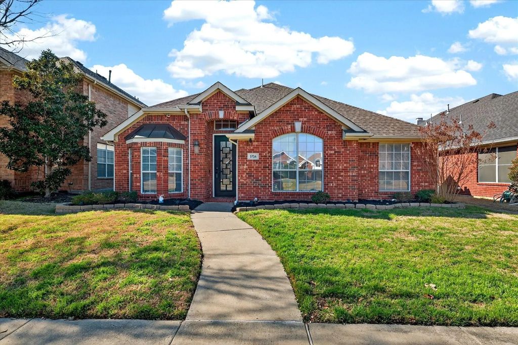 5734 Green Hollow Lane, The Colony