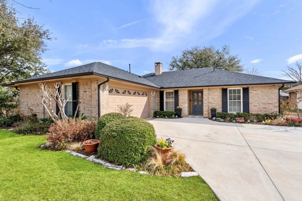 2230 Cedarbrush Drive, Carrollton