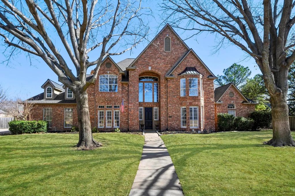 800 Ridgedale Court, Southlake