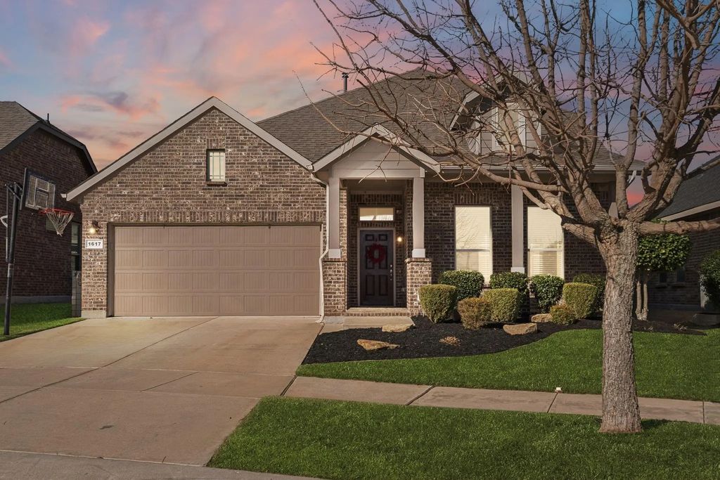 1617 Bunting Drive, Argyle