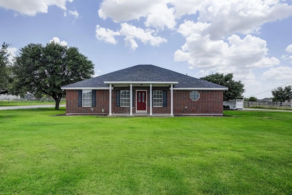 365 Country Lane, Haslet