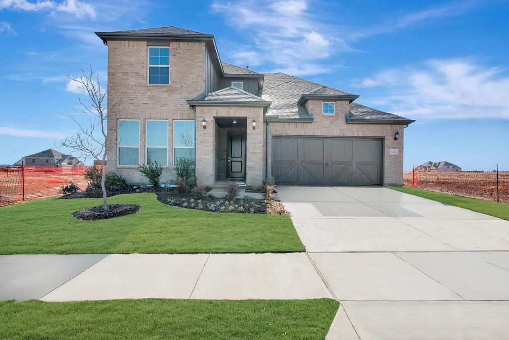 5404 Magallon Lane, Aubrey