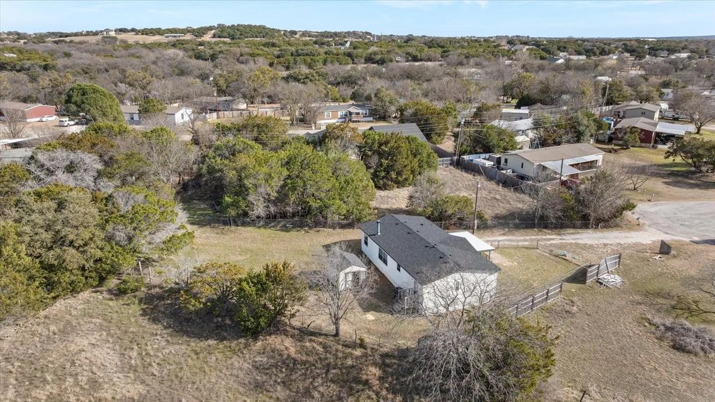 3021 Moon Court, Granbury
