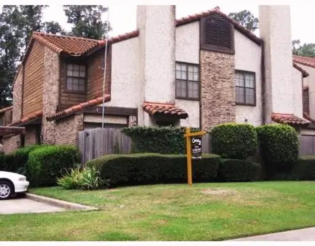5454 Financial Plaza 3-c, Shreveport