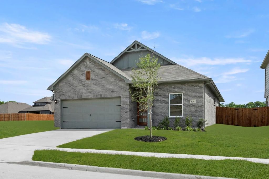 1217 Anderson Drive, Trenton