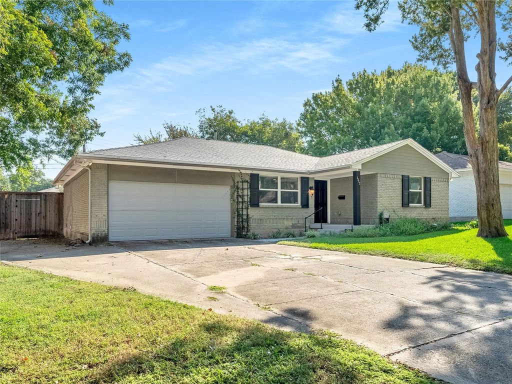 2342 Fenestra Drive, Dallas