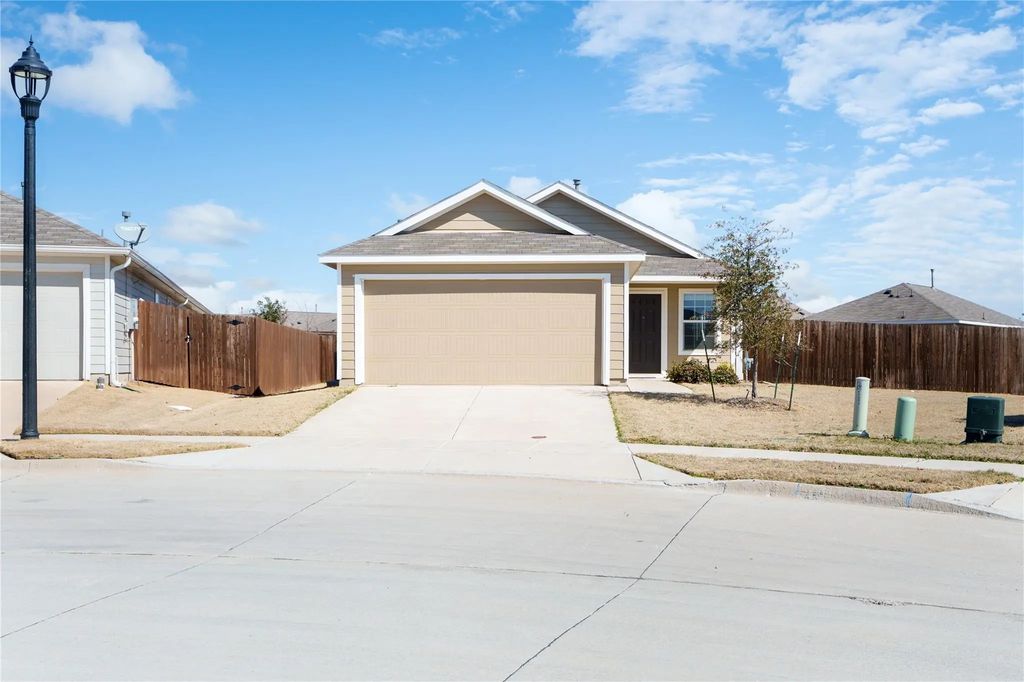 7524 Larson Lane, McKinney