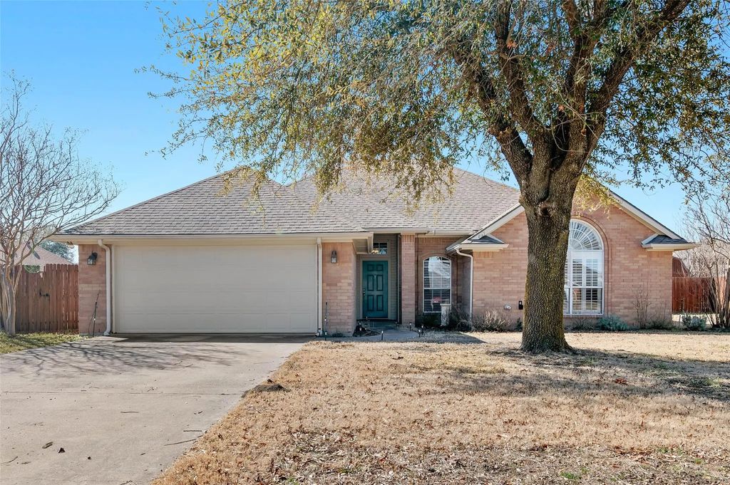 807 Birch Circle, Van Alstyne