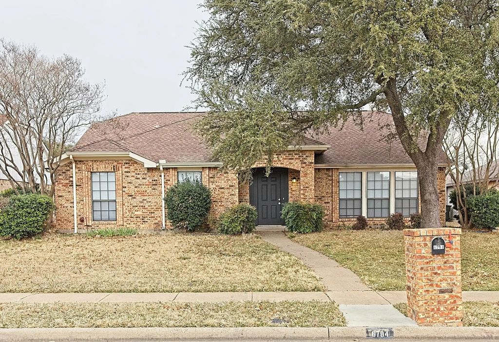 6704 Wesson Drive, Plano