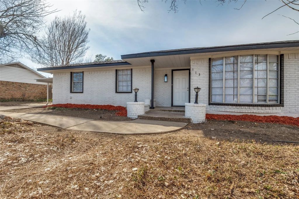 113 Brook Hollow Drive, DeSoto