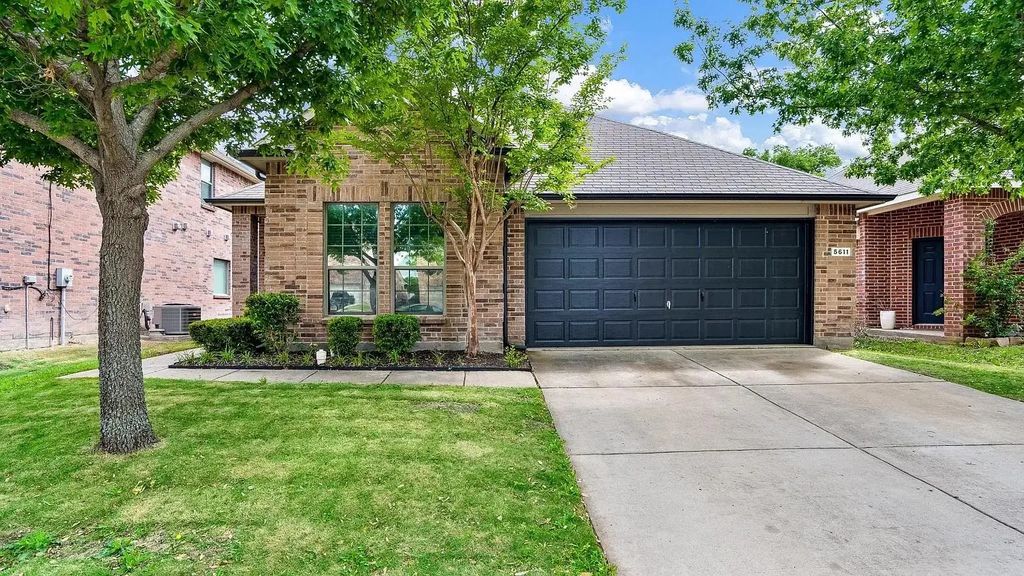 5611 Crestwood Drive, Prosper
