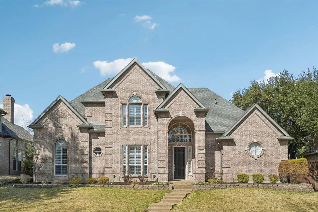 814 Mallard Drive, Coppell