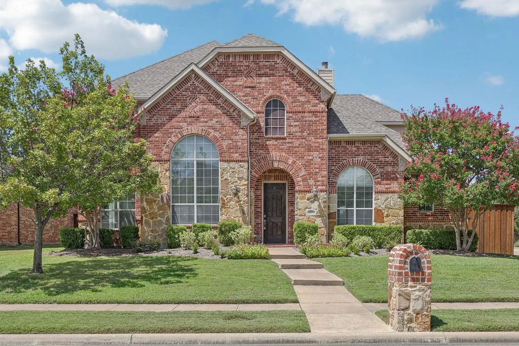11295 Apple Valley Drive, Frisco