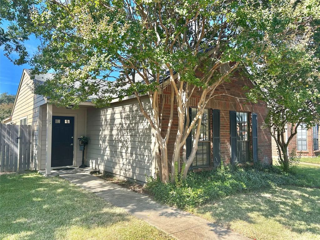 105 S Macarthur Boulevard, Coppell