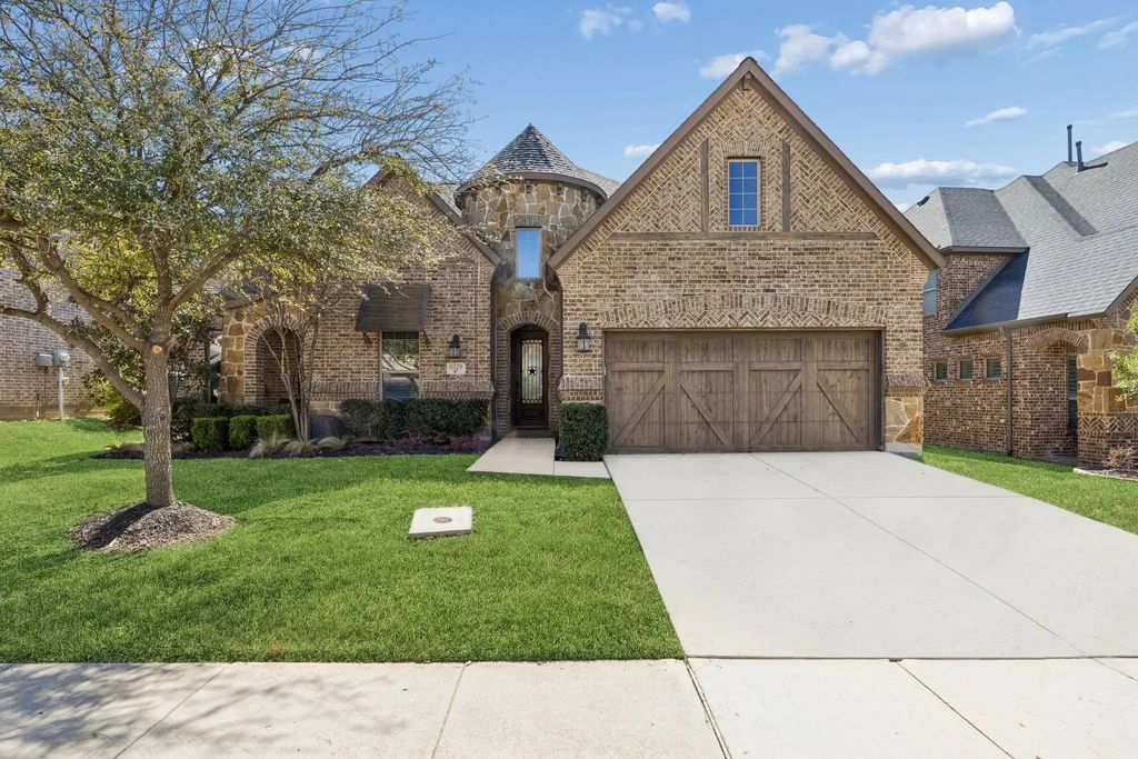 6329 Savannah Oak Trail, Flower Mound