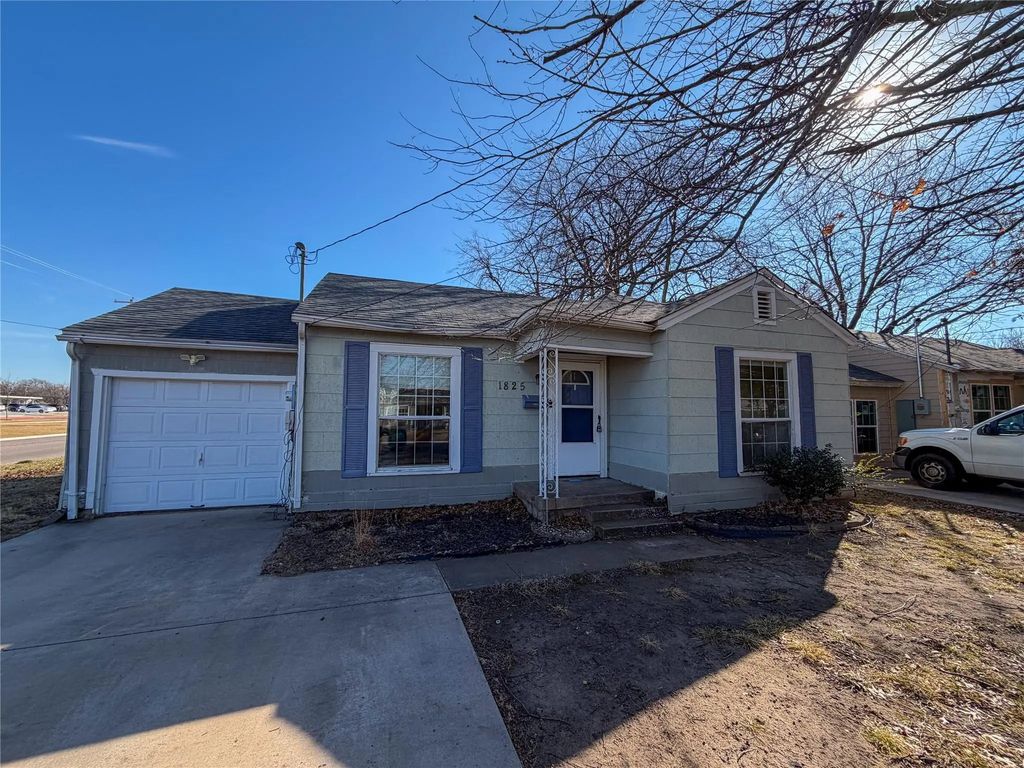 1825 N Ricketts Street, Sherman