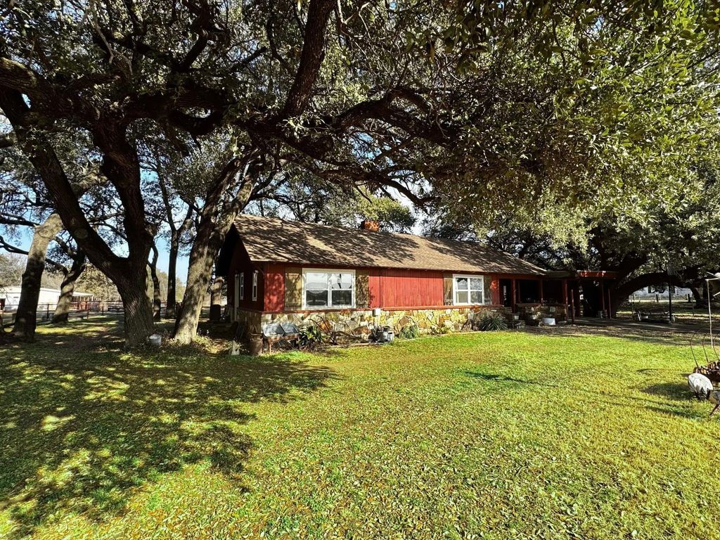 4314 Old Granbury Road, Granbury