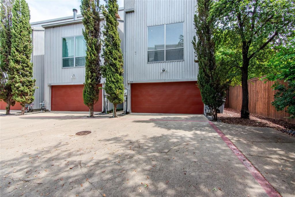 2724 Shelby Avenue, Dallas