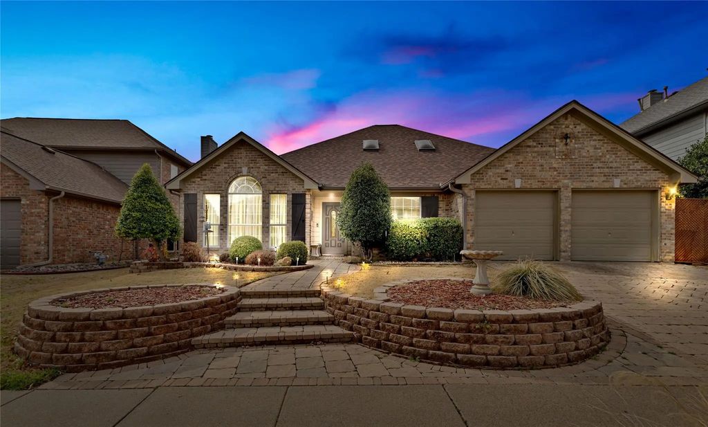 2129 Lakeway Terrace, Flower Mound