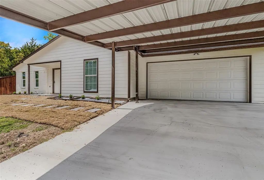 57 Lonesome Dove Drive, Sherman