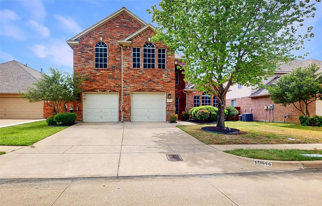 10444 Stoneside Trail, Fort Worth