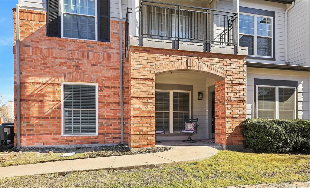 2524 Preston Road 408, Plano