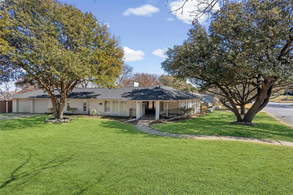 6612 Genoa Road, Fort Worth