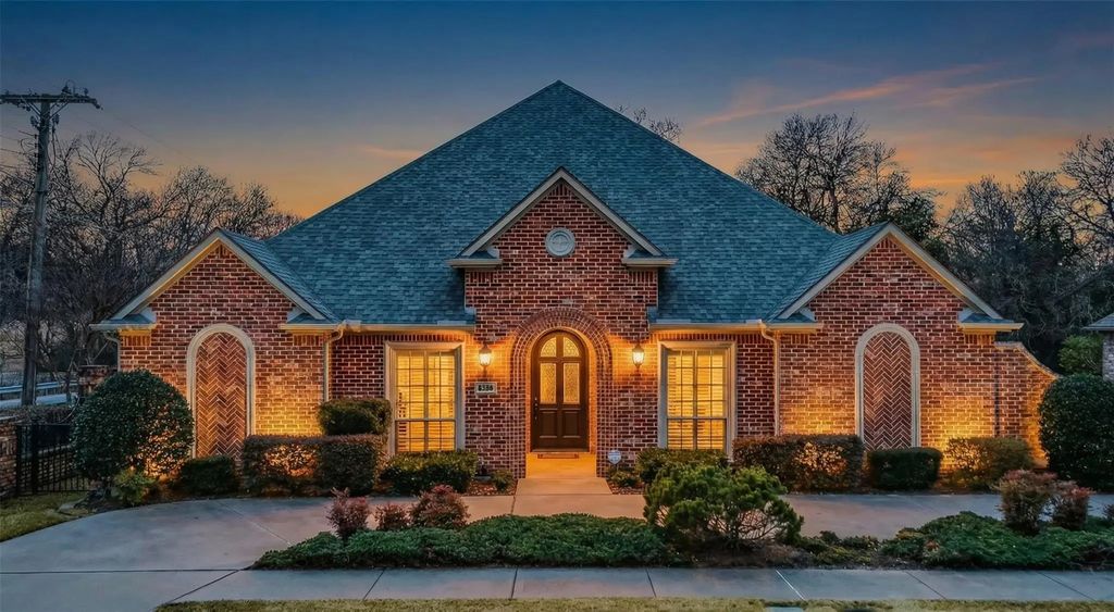 602 Creekbend Drive, Mesquite