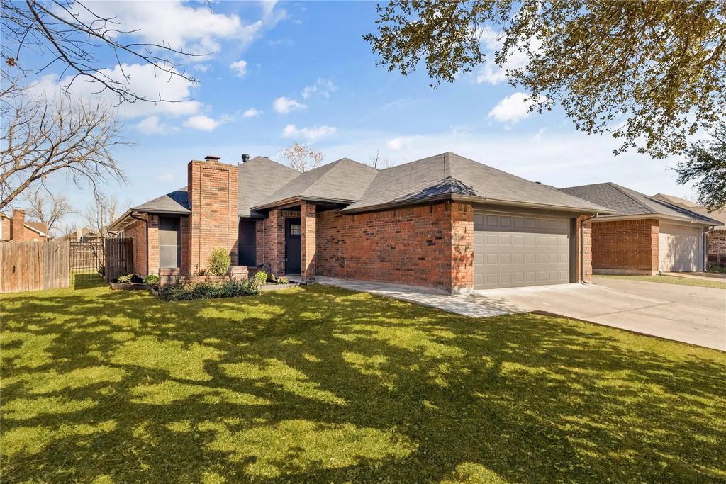 7417 Sean Drive, North Richland Hills