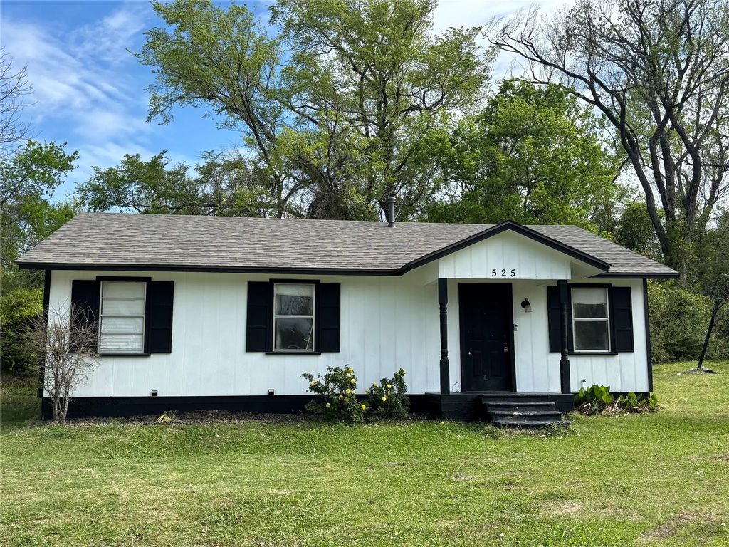 525 W Hickory Street, Kaufman
