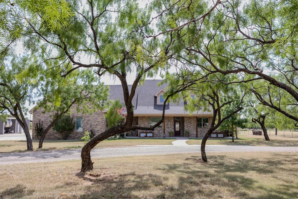 213 Crooked Creek Road, Abilene