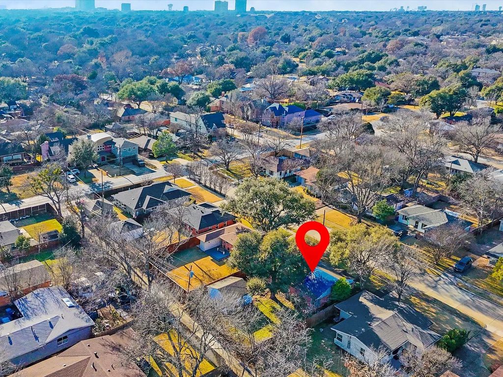 6718 Hialeah Drive, Dallas