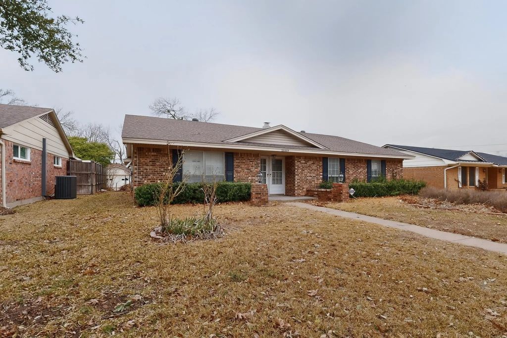 2609 Brook Hollow Lane, Mesquite