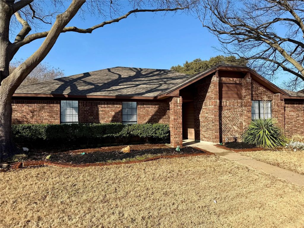 1401 Flameleaf Drive, Allen
