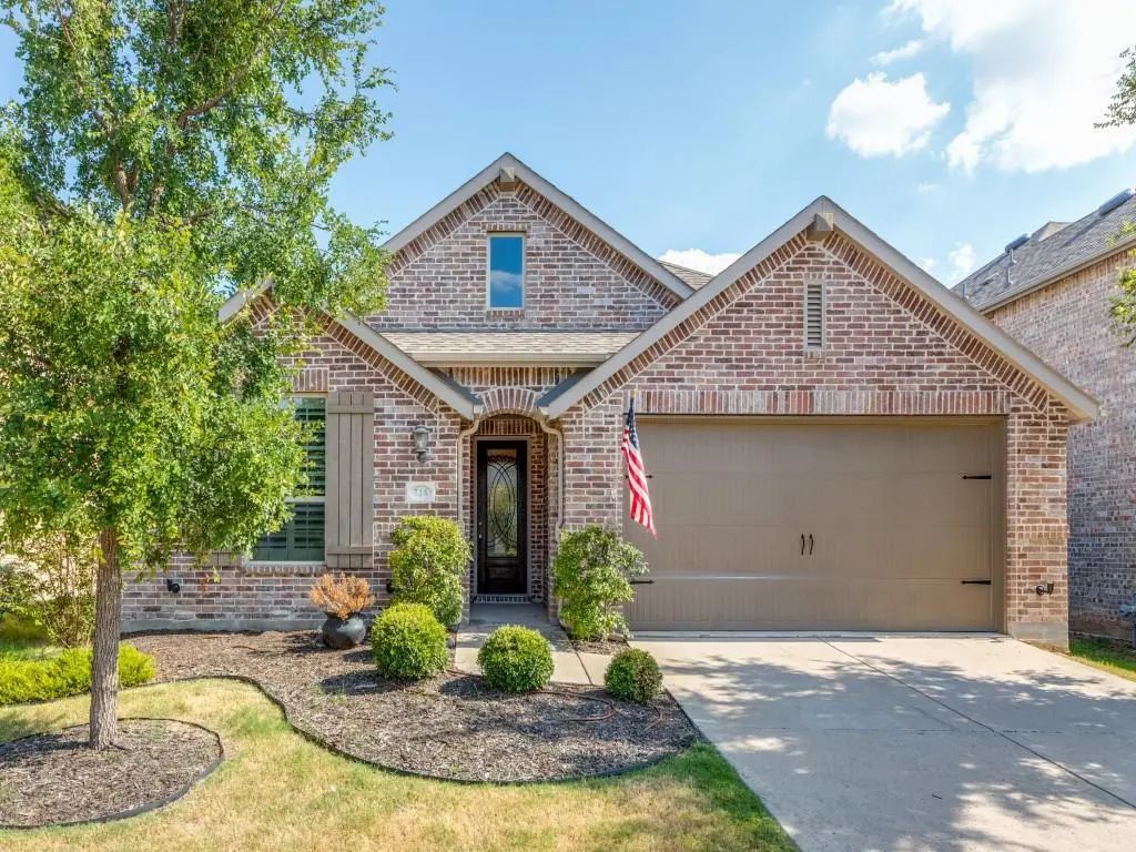 716 Esk Avenue, Celina