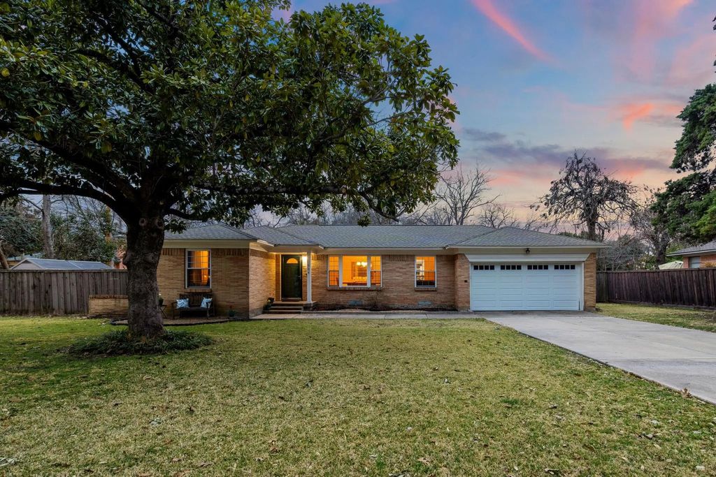504 Pittman Street, Richardson