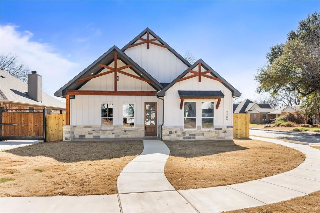 2700 Westbrook Avenue, Fort Worth