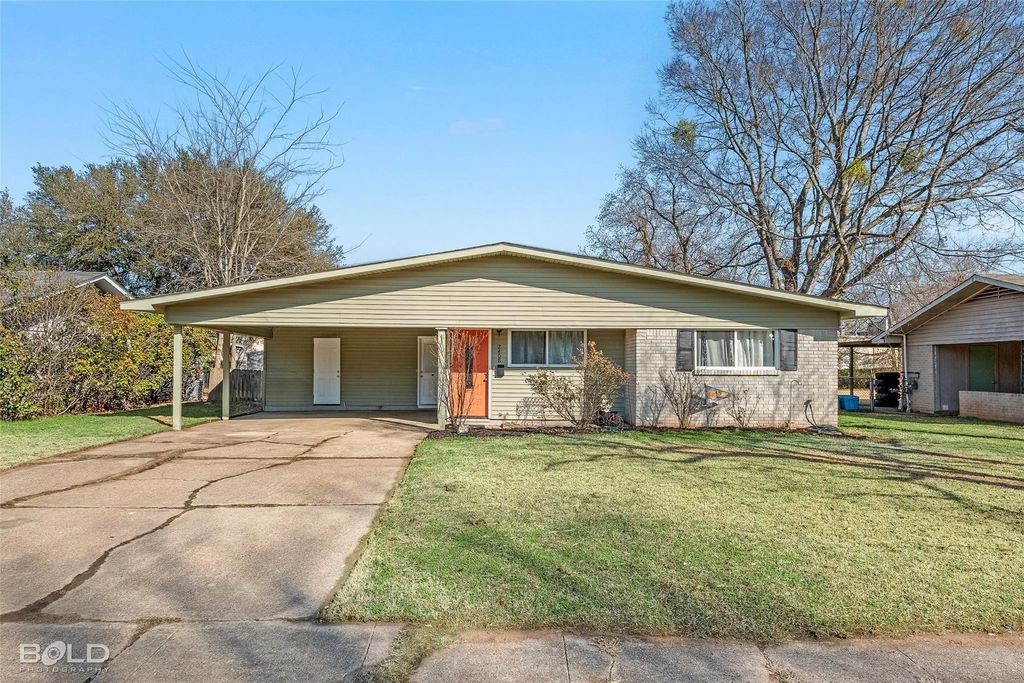 2408 Belle Grove Drive, Bossier City