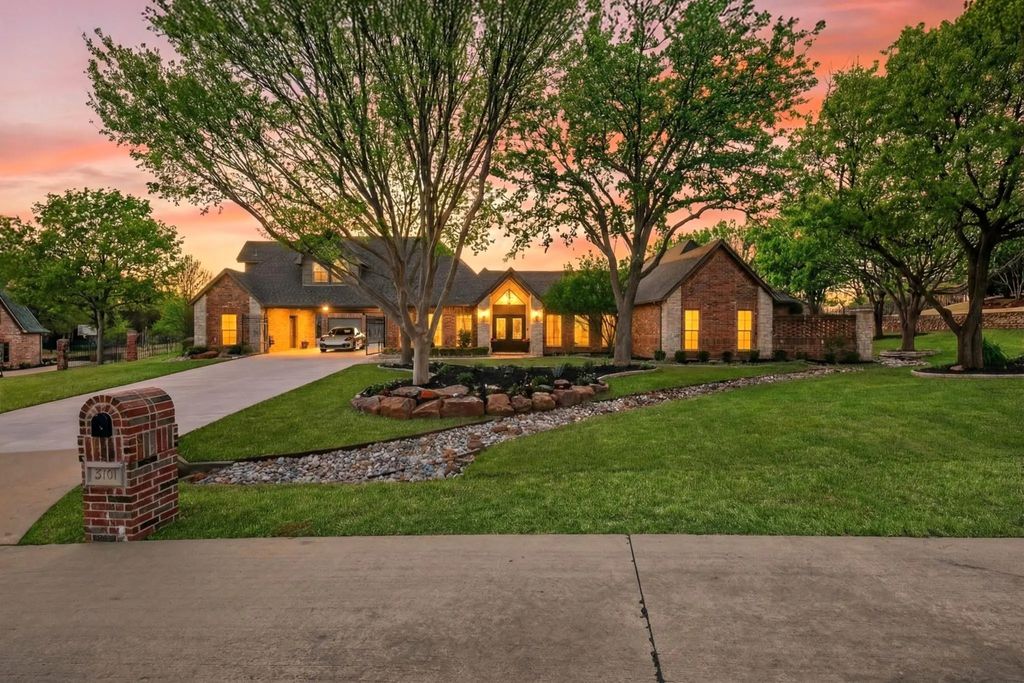 3101 High Point Drive, Flower Mound