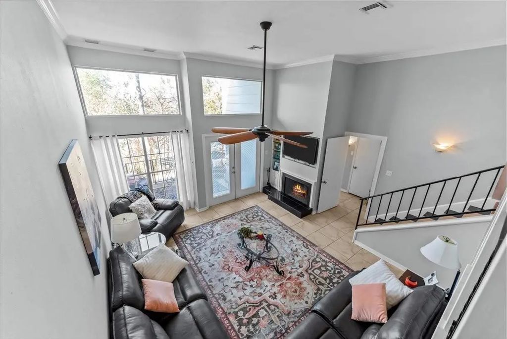 2903 Lake Shore Drive 303, Waco