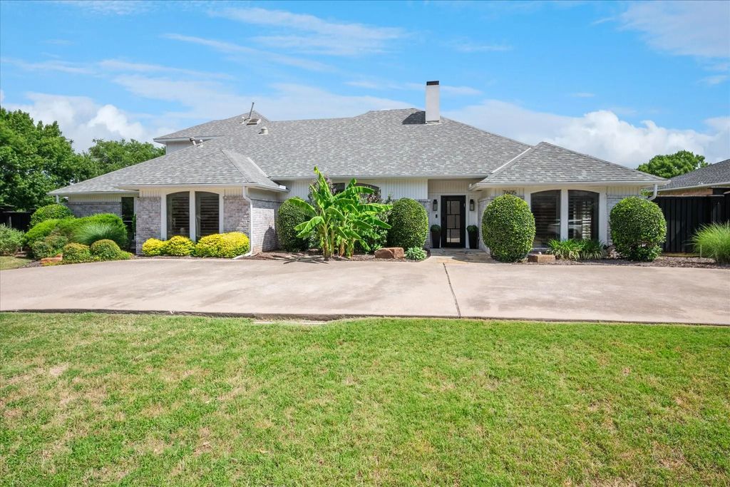 7605 Queens Garden Drive, Dallas